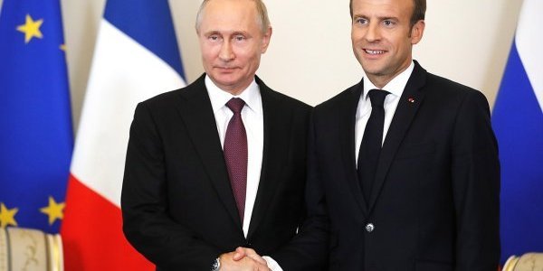 Image:Ukraine : Macron, premier soldat de Poutine