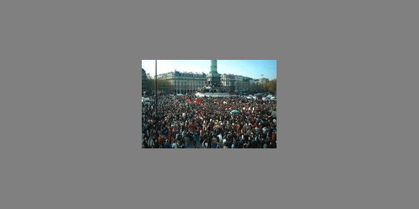 Image:20 Mai : Apéro place de la Bastille jusqu'à ce que ça change !